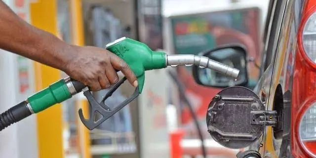 Petrol price drops to N1,205/litre in Lagos, Ogun after Dangote cut