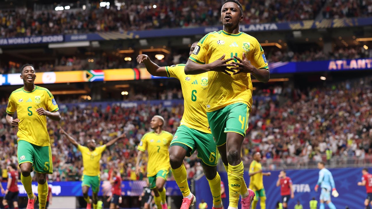 Mokoena Rescues South Africa with Late Penalty in World Cup Draw Against Czechia