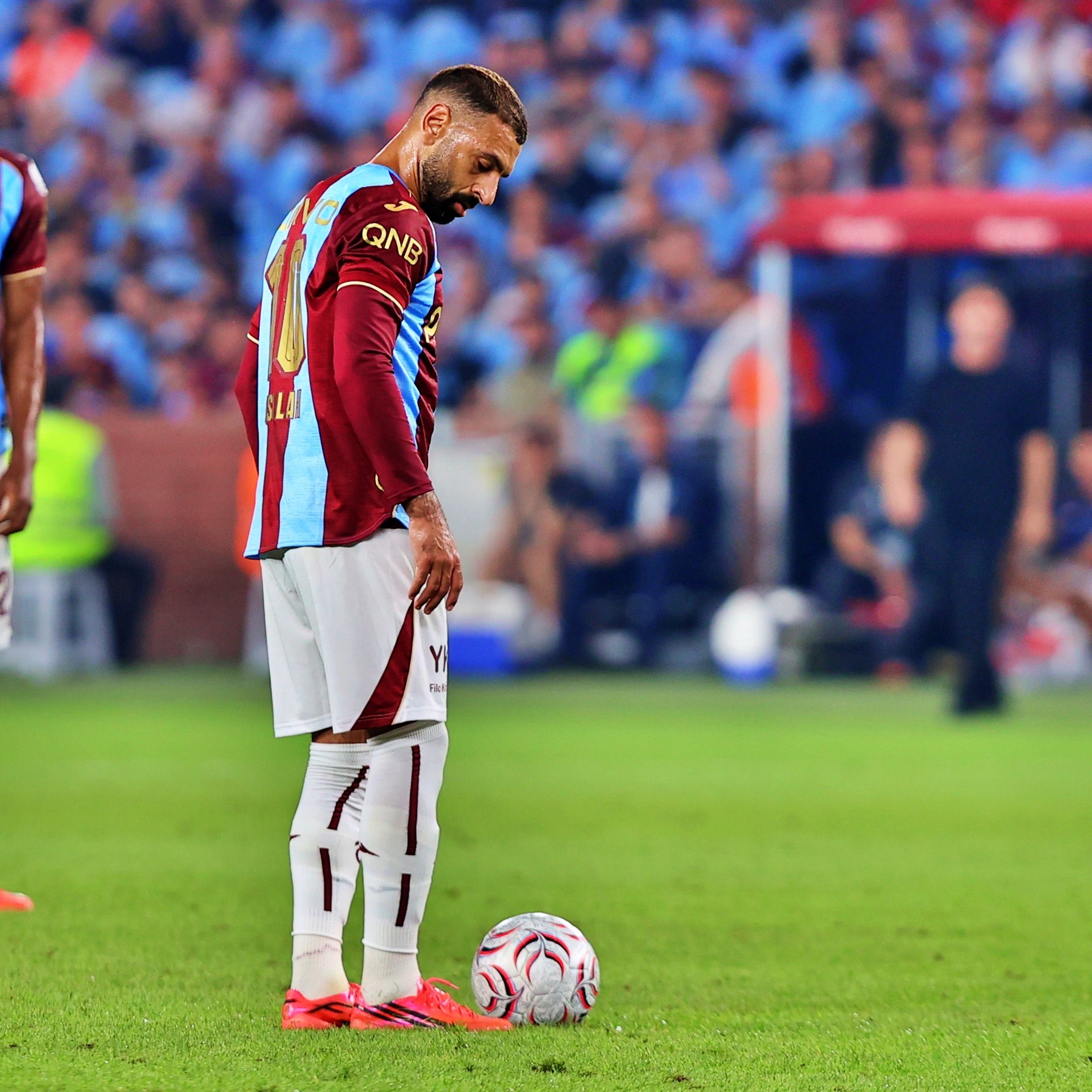 Salah scores twice as Trabzonspor beat Basaksehir 2-1