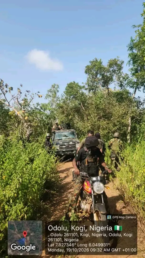 BREAKING: Nigerian Army Rescues 11 Kidnap Victims Along Kabba-Ayere Road