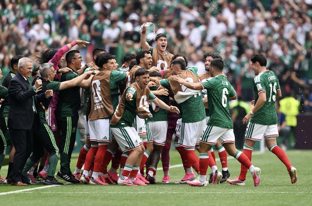 Mexico Beat Ecuador 2-0 to End Knockout Curse and Reach FIFA World Cup Round of 16
